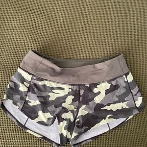 Lululemon shorty running shorts